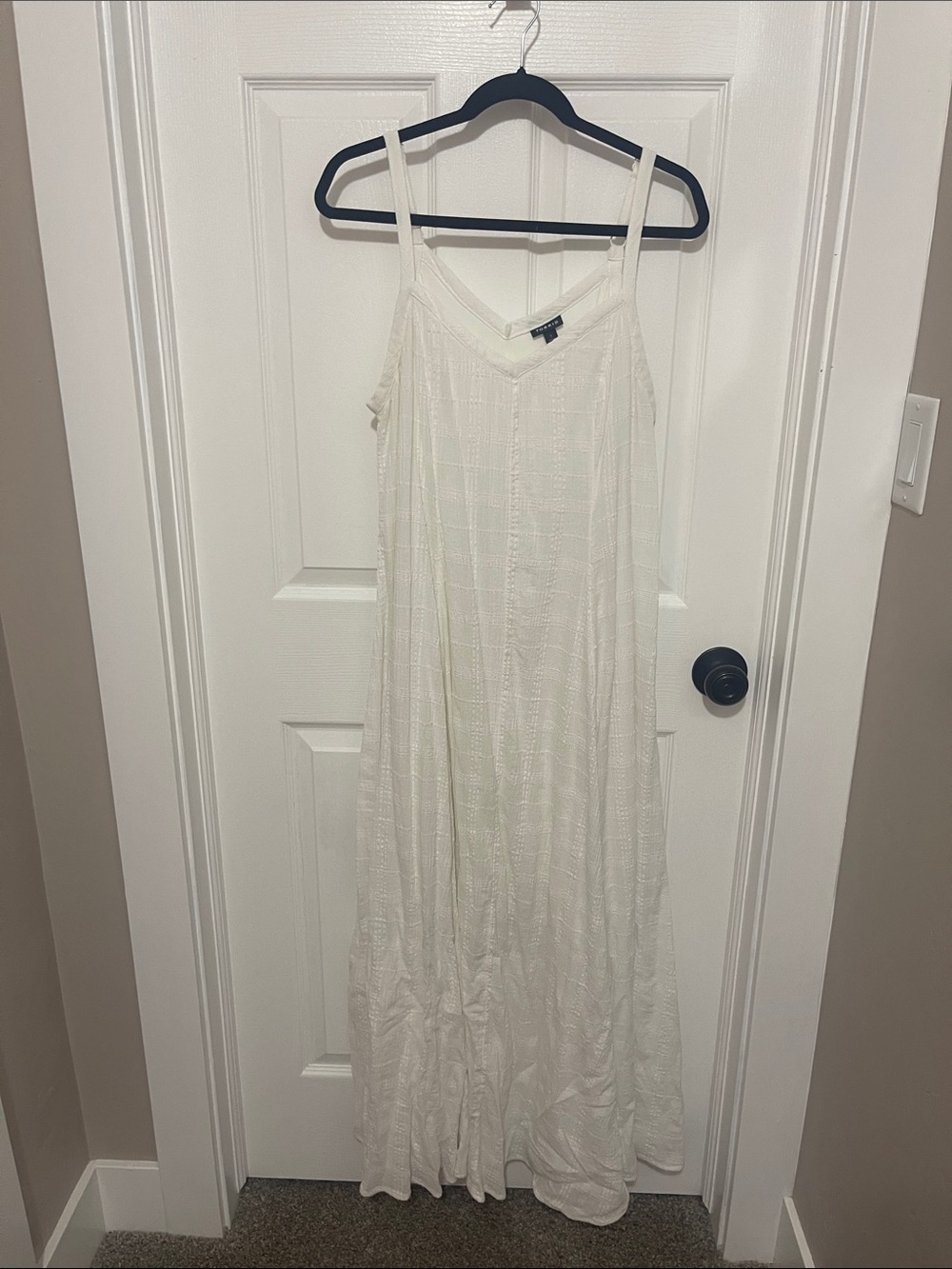 torrid White Sleeveless Maxi Slip Dress